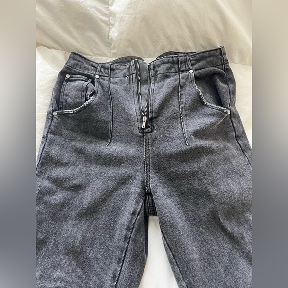 🌸 Black Jeans 🌸 - Picture 3 of 5